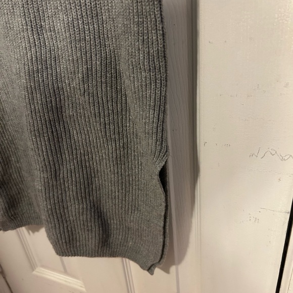 NWT Lulu's Grey Long Sleeve Turtleneck Dress - Picture 5 of 7